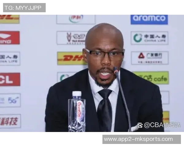 米切尔全场最高35分助球队获胜展现领袖风范与出色表现