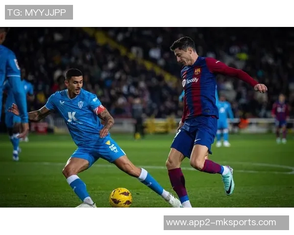 多特蒙德遭汉堡绝平柯尼希斯多费尔97分钟头球扳平比分 多特蒙德遭汉堡绝平柯尼希斯多费尔97分钟头球扳平比分