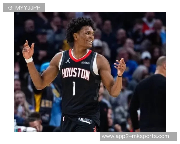 阿门汤普森的突破能力如何助力球队并提升队友表现 阿门汤普森的突破能力如何助力球队并提升队友表现