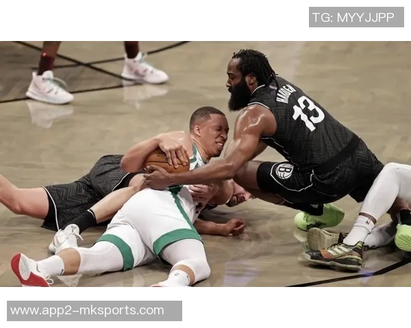 泰森赞哈登超强领导力与求胜欲望超出预期展现出强烈赢球渴望